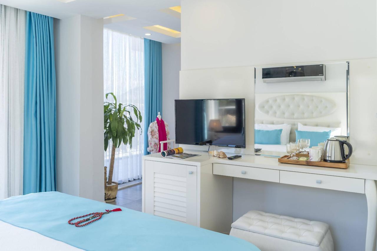 Monastery Suites Hotel (Adults Only) โอลลุนเดนิซ ภายนอก รูปภาพ